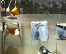 Bikini Bekas Pakai Artis ini Dilelang Senilai Rp 7,3 Miliar, Ada yang Tertarik? - JPNN.com