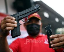 Bharada E Pegang Glock Saat Baku Tembak, Bambang Soroti Pemberi Rekomendasi  - JPNN.com