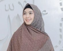 Bakal Pindah ke Mesir, Oki Setiana Dewi Jalani Hubungan Jarak Jauh dengan Suami - JPNN.com
