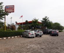 Keren, Rest Area Tol Cipali Punya Kamar Mandi dengan Shower Air Hangat - JPNN.com