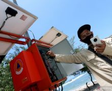 BMKG Kirim Alat Deteksi Dini Tsunami ke Trenggalek - JPNN.com