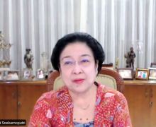 Bu Megawati Murka, Minta Pengawalnya Mengejar Sebuah Mobil dan Menegur Sopirnya - JPNN.com