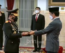 Listyo Sigit Menunduk ke Jokowi, Lalu... - JPNN.com