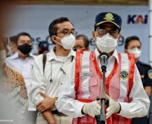 Terjadi Penumpukan Penumpang KRL, Menhub Budi Karya Sumadi Sentil PT KCI - JPNN.com