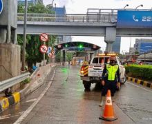 Banjir Jakarta: Beberapa Gerbang Tol JORR-S Ditutup Sementara, Ini Daftarnya - JPNN.com