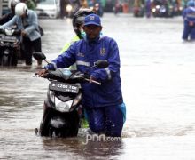 Antisipasi Banjir dan Longsor, BPBD Sumsel Terjunkan 60 Personel - JPNN.com