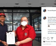 Bali United Resmi Perpanjang Kontrak Leonard Tupamahu - JPNN.com