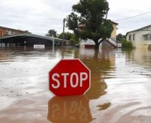 Dunia Hari Ini: Banjir di India Tewaskan Tujuh Orang - JPNN.com