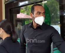 Ini Alasan Ario Bayu Datang ke Sidang Cerai Wulan Guritno - JPNN.com