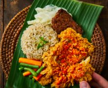Sedang Diet? Coba Menu Ayam Geprek Sehat Pertama di Indonesia - JPNN.com