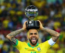 Tuai Kritik, Tite Ungkap Alasan Membawa Dani Alves ke Piala Dunia 2022, Ternyata! - JPNN.com