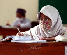 Pelajar di Surabaya Akan Jalani Swab Rutin Saat PTM - JPNN.com