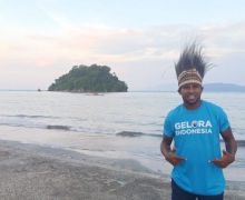 Eks Pemain Timnas asal Papua Okto Maniani Terjun ke Politik, Kini Gabung Partai Gelora - JPNN.com