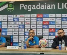 Kekalahan Perdana PSPS Pekanbaru, Aji Santoso Sebut Hal Ini - JPNN.com