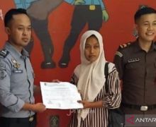 5 Berita Terpopuler: Polisi Ungkap soal Uang Damai Rp 50 Juta, Guru Honorer Supriyani Disidang, Aksi Solidaritas Pecah - JPNN.com