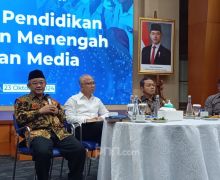 Kabar Gembira dari Mendikdasmen Abdul Mu'ti Bagi Guru Honorer, Anggaran 2025 Aman - JPNN.com