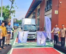 Truk Listrik Fuso eCanter Mulai Beroperasi dengan Area Jakarta Hingga Karawang - JPNN.com