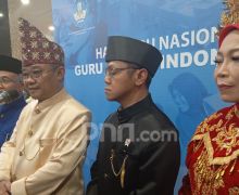 Mendikdasmen Abdul Mu'ti Ungkap 295 Ribu Guru Belum Sarjana, Solusinya Sudah Disiapkan - JPNN.com