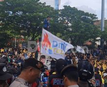 Demo Mahasiswa di Semarang Hari Ini: Indonesia Sekarat! - JPNN.com