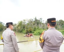 Seluruh Korban Kecelakaan Truk di Sungai Segati Dievakuasi, Total 15 Orang Meninggal - JPNN.com