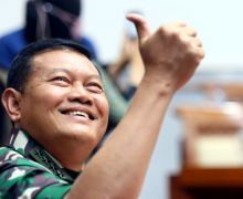 Panglima TNI Mutasi 84 Jabatan, Brigjen Rafael Jabat Danpaspampres - JPNN.com