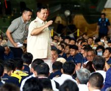Isi Pidato Prabowo Disorot, Ada 3 Hal yang Dikritisi Seusai Golkar dan PAN Bergabung - JPNN.com