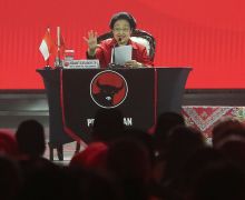 Megawati Ungkap Survei Pesanan, Singgung Pertanyaan ke Responden By Phone - JPNN.com