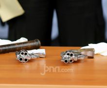 Polisi Tangkap Penodong yang Viral Bikin Keributan di Bengkel Velg Jaksel, Ternyata Senjatanya - JPNN.com
