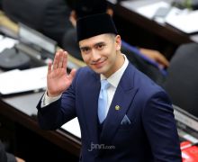 Ini Alasan Verrell Bramasta Tidak Terima Gaji Anggota DPR Selama Setahun - JPNN.com