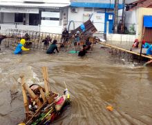 Masih Kebanjiran, Warga Jaktim Pertanyakan Fungsi Sodetan Ciliwung - JPNN.com