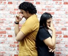 3 Alasan Pria Suka Menyembunyikan Kesedihan Akibat Patah Hati - JPNN.com