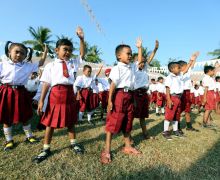 Heboh Aturan Seragam Sekolah Baru, Disdik Jakarta Bilang Begini - JPNN.com