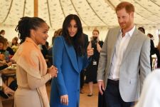 Dunia Hari Ini: Pangeran Harry dan Meghan Markle Dibuntuti Paparazzi - JPNN.com