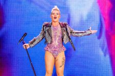 Konser P!nk di Australia Membuat Harga Akomodasi Naik Gila-gilaan - JPNN.com