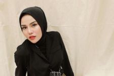 Medina Zein Dijemput Paksa, Razman Arif Nasution Ungkap Kalimat Mengharukan - JPNN.com NTB