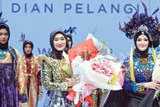 Pilih Nyaman atau Cantik? Simak Tips Memilih Busana Mudik Lebaran dari Dian Pelangi Ini - JPNN.com