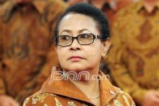 Menteri Yohana: Saya Mama Papua, Sakit Rasanya Mendengar Itu - JPNN.com