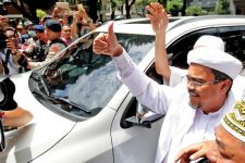 Umat Islam Satu Komando, Tunduk pada Habib Rizieq - JPNN.com