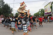 Wali Kota Lepas Pawai Ogoh-ogoh Pertama di Kota Kupang - JPNN.com