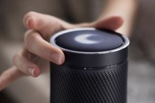 Invoke, Speaker Pintar yang Bisa Dikendalikan Lewat Cortana - JPNN.com