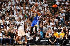 Golden State Warriors Selangkah Lagi ke Final NBA - JPNN.com