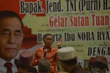 Menhan Dapat Gelar Sutan Tuan Kaca Marga dari Warga Lampung - JPNN.com