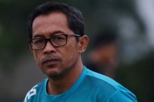 Coach Aji Genjot Fisik dan Taktik Arif Satria Dkk Jelang Duel Kontra Bali United, Perfek - JPNN.com Bali