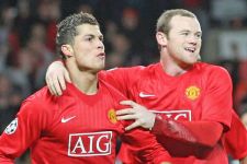 Wayne Rooney Sebut Cristiano Ronaldo Bisa Samai Capaian Ryan Giggs - JPNN.com