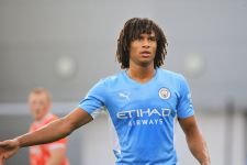 Ada Cerita Duka di Balik Gol Perdana Nathan Ake di Liga Champions - JPNN.com