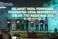 Desa Gudang Sumedang Raih Juara I Posyantek Desa Berprestasi Tingkat Nasional - JPNN.com