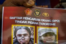4 DPO Teroris Poso Masih Diburu TNI-Polri, Ada yang Kenal Wajah Ini? - JPNN.com