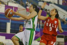 Lima Pebasket Putri yang Bersinar di Fase Grup PON Papua, Jatim Mendominasi - JPNN.com