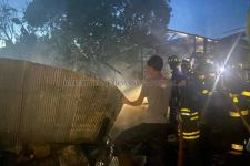 Terkurung di Rumah yang Terbakar, Nenek Normah Tewas Mengenaskan - JPNN.com