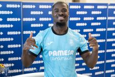 Ditendang Tottenham Hotspur, Serge Aurier Bawa-bawa Arsenal - JPNN.com